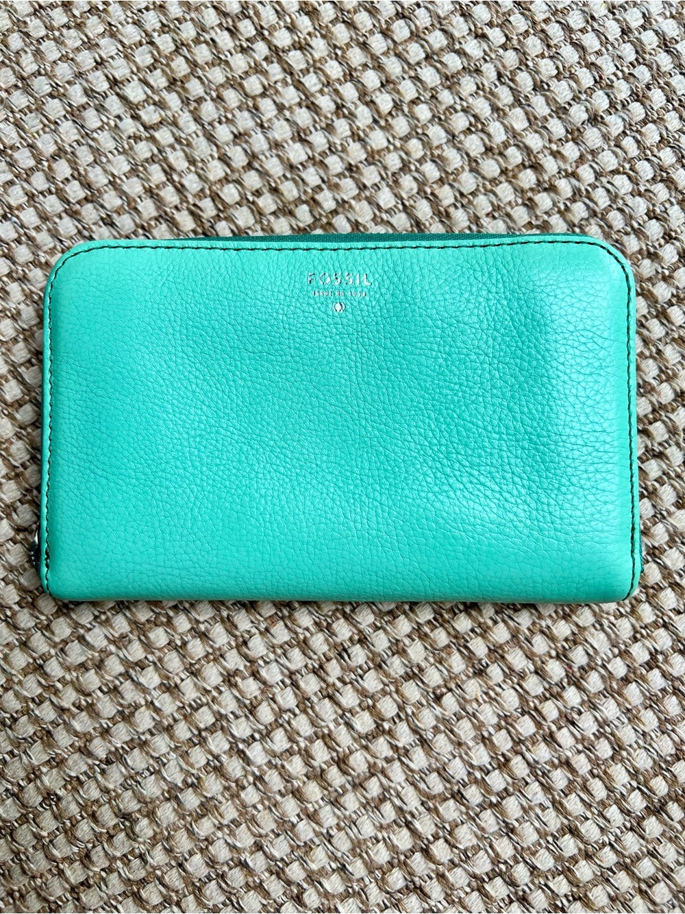🦕Fossil Teal Pebbled Leather Zip Around Wallet Organizer